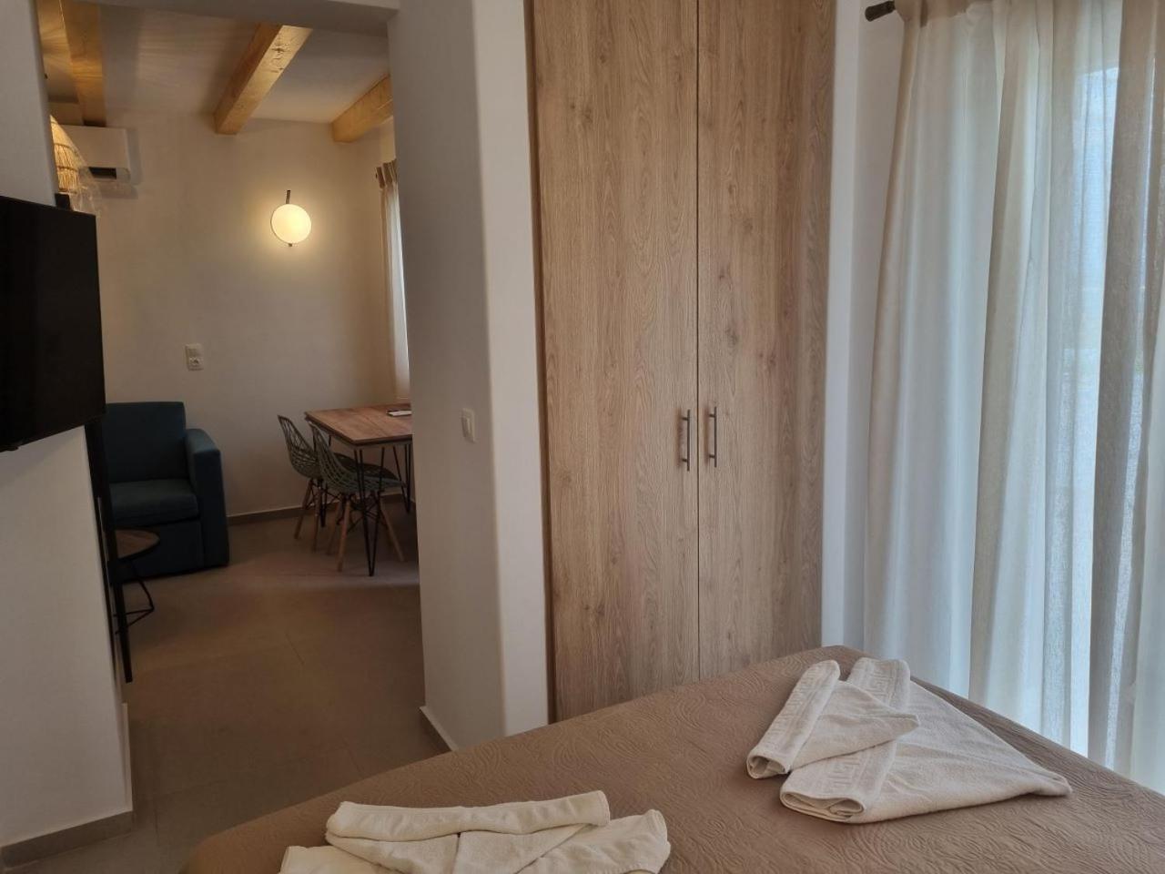 Achilli Apartments Skíros Eksteriør billede